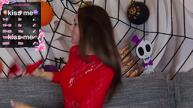 hailey peach online show from October 31, 5:58 pm