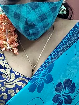 mallu-sumi online show from February 17, 5:43 pm