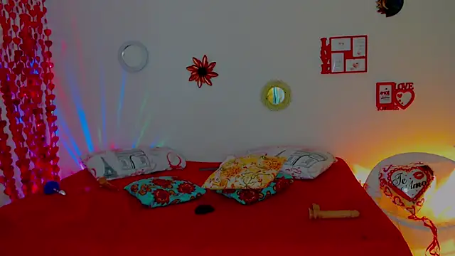 Snapshot of amii777 chatting on March 9, 9:24 am amii777 online show from March 9, 9:24 am