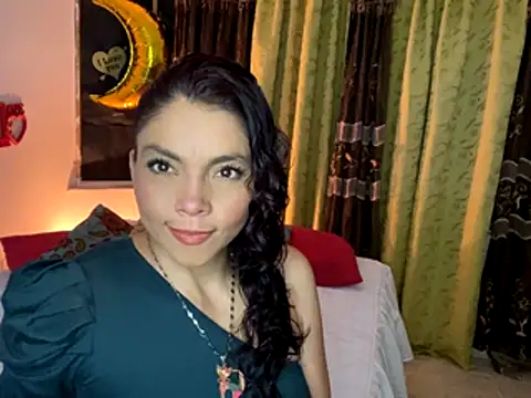 Snapshot of amii777 chatting on November 8, 7:41 am amii777 online show from November 8, 7:41 am