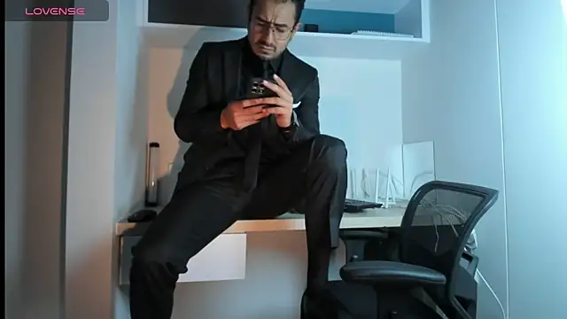 pablo-rincon95 online show from April 9, 12:43 pm