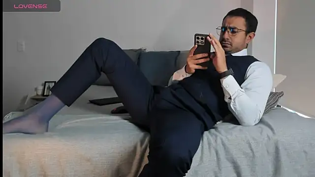 pablo-rincon95 online show from April 10, 1:38 pm