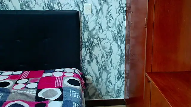 Emily Trujillo online show from March 4, 11:00 pm