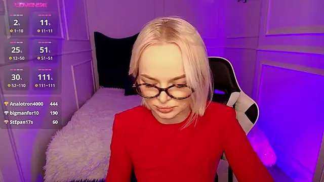 horny blondiee online show from January 15, 8:41 am