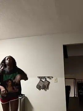 spicysugar74 online show from December 13, 11:17 pm