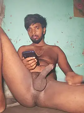 pusssyhub online show from July 4, 11:00 pm