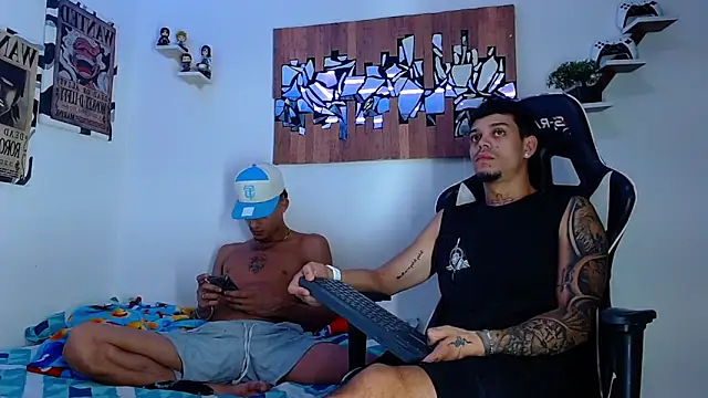 Friendsofeverything  online show from April 19, 11:07 pm