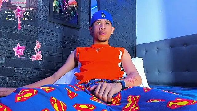 Romancartier 1 online show from November 13, 5:50 am