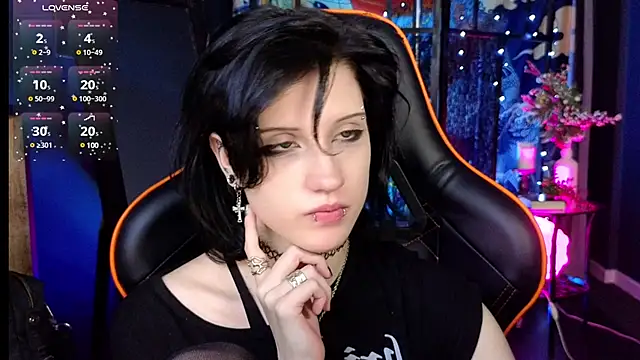 Snapshot of dark_vamp_ chatting on February 14, 4:15 am dark vamp online show from February 14, 4:15 am