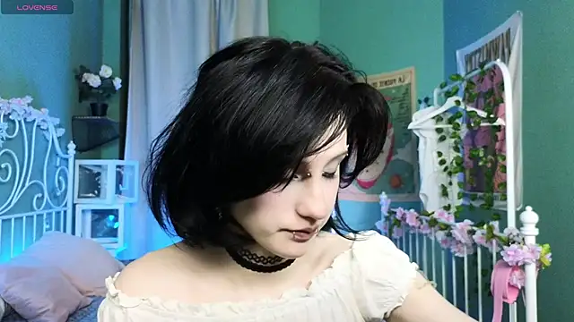 Snapshot of dark_vamp_ chatting on February 24, 4:15 pm dark vamp online show from February 24, 4:15 pm