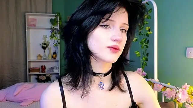 Snapshot of dark_vamp_ chatting on November 6, 4:08 pm dark vamp online show from November 6, 4:08 pm