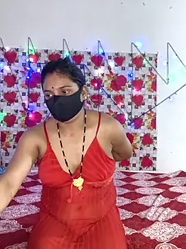 Snapshot of PeaCoooock chatting on October 3, 9:28 am PeaCoooock online show from October 3, 9:28 am