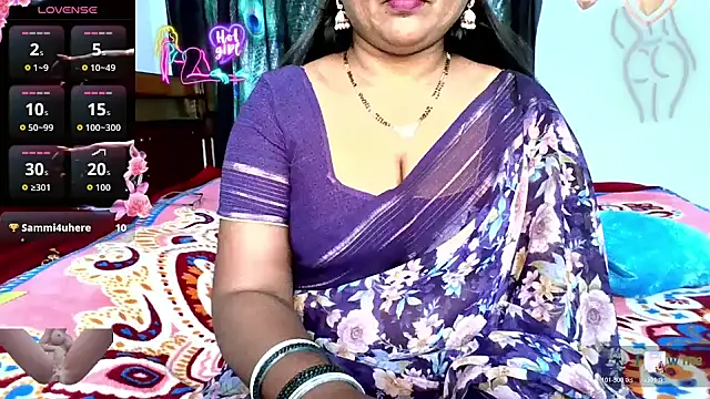 Snapshot of honey-sexy chatting on March 28, 5:29 am honey-sexy online show from March 28, 5:29 am