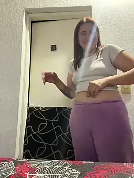 Snapshot of Constanzahud chatting on September 23, 1:52 am Constanzahud online show from September 23, 1:52 am