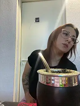 Snapshot of Constanzahud chatting on September 25, 3:43 am Constanzahud online show from September 25, 3:43 am