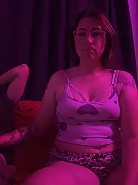 Snapshot of Constanzahud chatting on October 12, 3:38 am Constanzahud online show from October 12, 3:38 am