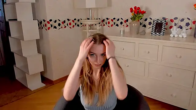 BreckAngwin online show from February 8, 2:49 pm