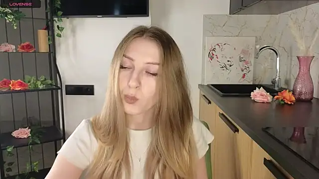 BreckAngwin online show from March 12, 5:13 am