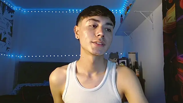 Snapshot of Im_juanda chatting on December 9, 11:24 pm Im juanda online show from December 9, 11:24 pm