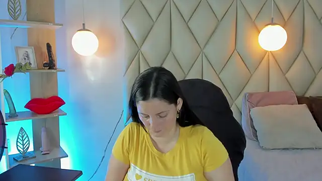 angelswets online show from April 6, 2:07 pm