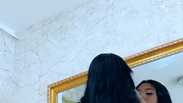Snapshot of VanessaGlenn chatting on June 13, 12:14 pm VanessaGlenn online show from June 13, 12:14 pm