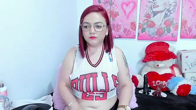 fresahot2024 online show from April 21, 8:12 pm