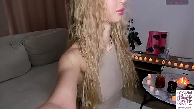 sincere shyness online show from March 5, 11:17 am