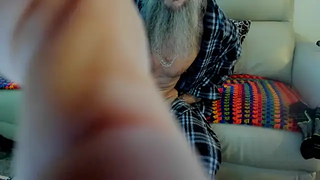 mindphu k online show from January 11, 8:25 pm