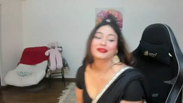 Snapshot of GoddessAnna chatting on December 9, 2:49 pm GoddessAnna online show from December 9, 2:49 pm