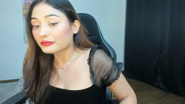 Snapshot of GoddessAnna chatting on February 13, 4:50 pm GoddessAnna online show from February 13, 4:50 pm