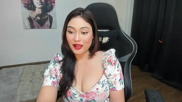 Snapshot of GoddessAnna chatting on February 20, 6:02 pm GoddessAnna online show from February 20, 6:02 pm