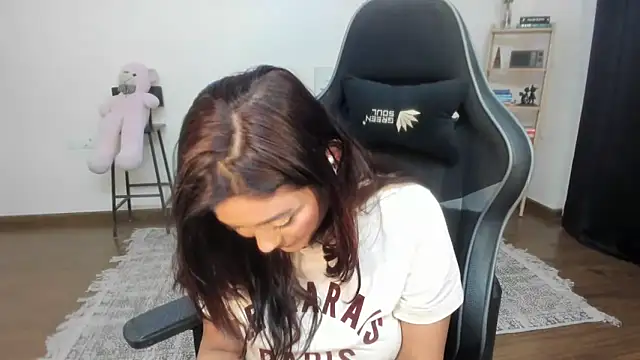 Snapshot of GoddessAnna chatting on March 3, 9:26 pm GoddessAnna online show from March 3, 9:26 pm