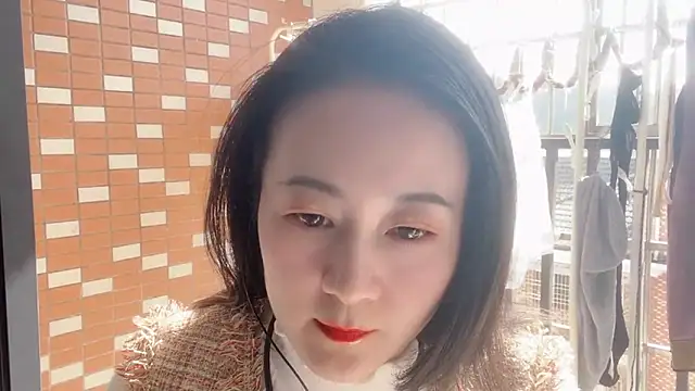 Snapshot of fanfan-FF chatting on January 4, 5:48 am fanfan-FF online show from January 4, 5:48 am