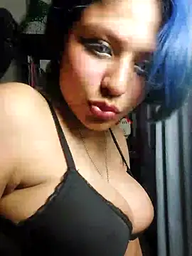 Snapshot of azulzulix chatting on March 12, 2:20 am azulzulix online show from March 12, 2:20 am