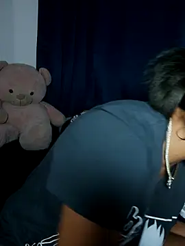 azulzulix online show from February 12, 1:55 am