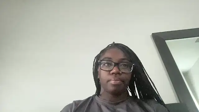 Snapshot of AveryJ99 chatting on December 5, 1:38 pm AveryJ99 online show from December 5, 1:38 pm