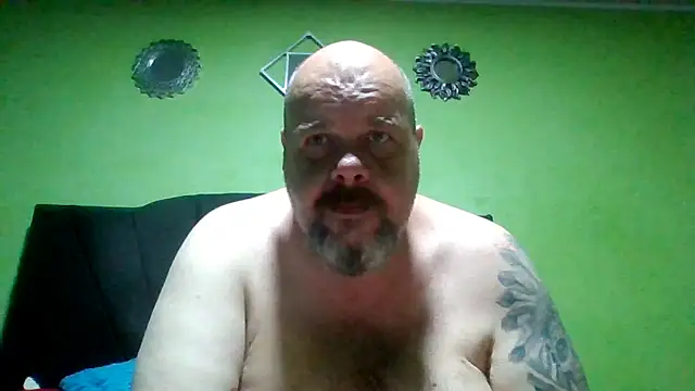 Snapshot of tinycockdeepass chatting on December 22, 3:55 am tinycockdeepass online show from December 22, 3:55 am