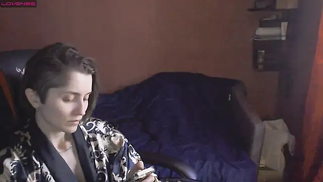 womanstrong78 online show from March 12, 11:31 am