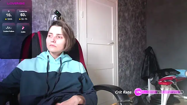 womanstrong78 online show from September 24, 5:44 am