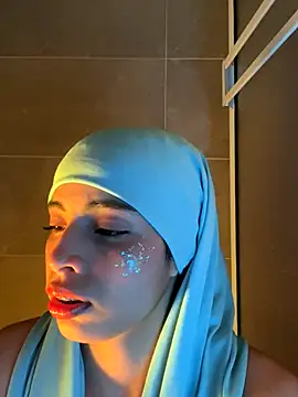 Snapshot of jhalila chatting on October 2, 1:34 am jhalila online show from October 2, 1:34 am