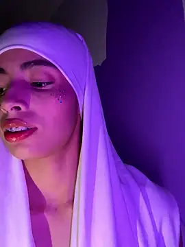 Snapshot of jhalila chatting on October 10, 1:48 am jhalila online show from October 10, 1:48 am