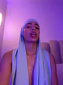 Snapshot of jhalila chatting on October 19, 11:05 pm jhalila online show from October 19, 11:05 pm