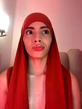 Snapshot of jhalila chatting on November 13, 1:37 am jhalila online show from November 13, 1:37 am