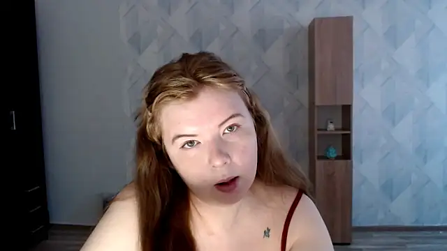 Snapshot of Melina_Hot9 chatting on September 15, 3:06 am Melina Hot9 online show from September 15, 3:06 am