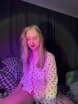 Carol  Cox online show from January 1, 1:59 pm