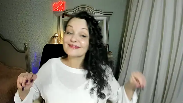 WitchBlueRose online show from December 17, 7:59 pm