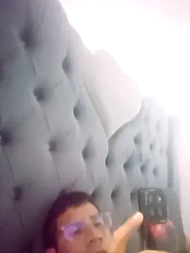 PequeArely online show from January 4, 3:29 am