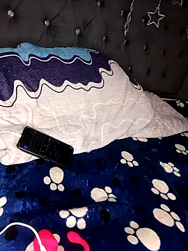 PequeArely online show from February 8, 1:44 pm