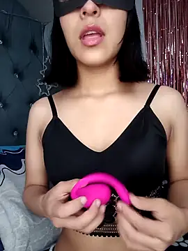 PequeArely online show from February 16, 8:00 pm