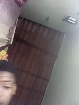 Snapshot of jhonleno78 chatting on March 11, 8:09 am jhonleno78 online show from March 11, 8:09 am